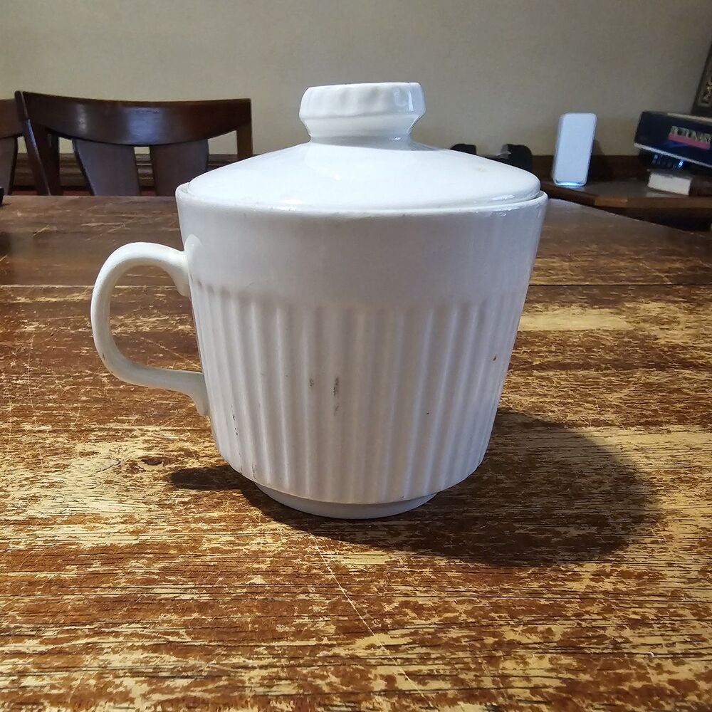 Johnson Brothers Athena Sugar Bowl Cup with Lid Made in England 3-4"